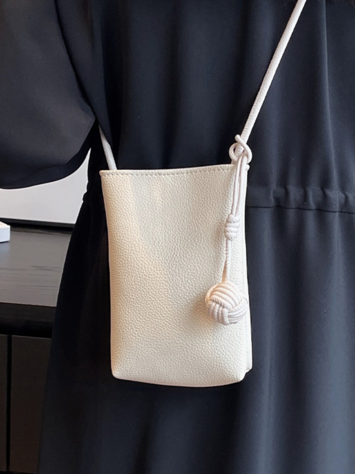 Minimalist Mini Handbag for Women, 2025 New Style Casual Crossbody Bag, Korean Fashion Versatile Phone Bag Minimalist Mini Handbag for Women, 2025 New Style Casual Crossbody Bag, Korean Fashion Versatile Phone Bag