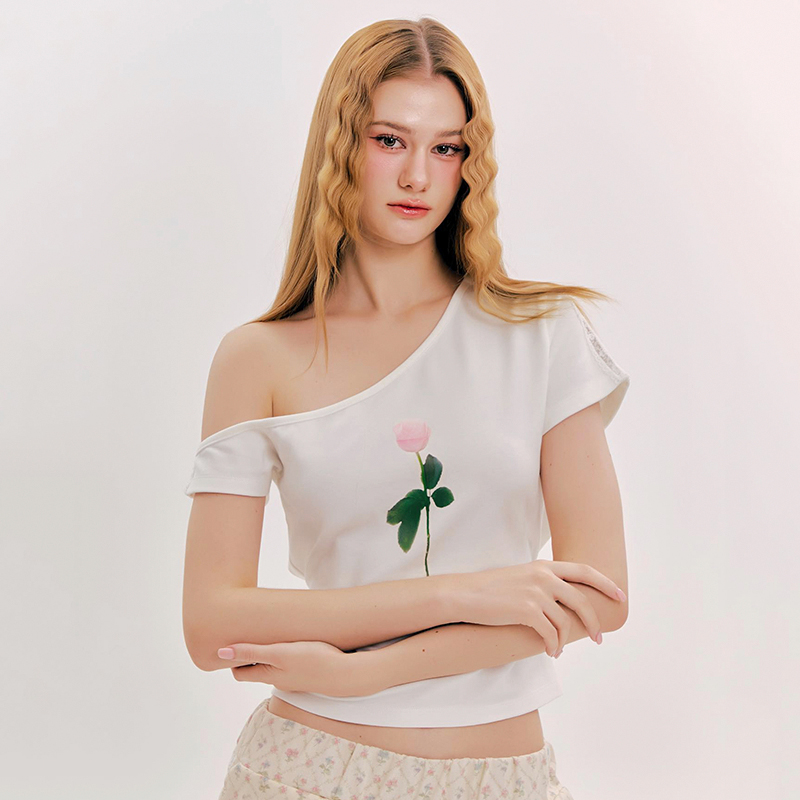 Minimalist Off-Shoulder Tulip Print Short Sleeve T-Shirt for Women - Summer Versatile Top, Trendy Y2K Style Minimalist Off-Shoulder Tulip Print Short Sleeve T-Shirt for Women - Summer Versatile Top, Trendy Y2K Style