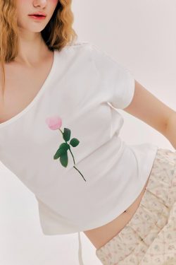 Minimalist Off-Shoulder Tulip Print Short Sleeve T-Shirt for Women - Summer Versatile Top, Trendy Y2K Style