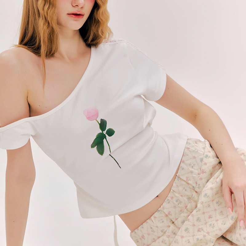 Minimalist Off-Shoulder Tulip Print Short Sleeve T-Shirt for Women - Summer Versatile Top, Trendy Y2K Style Minimalist Off-Shoulder Tulip Print Short Sleeve T-Shirt for Women - Summer Versatile Top, Trendy Y2K Style