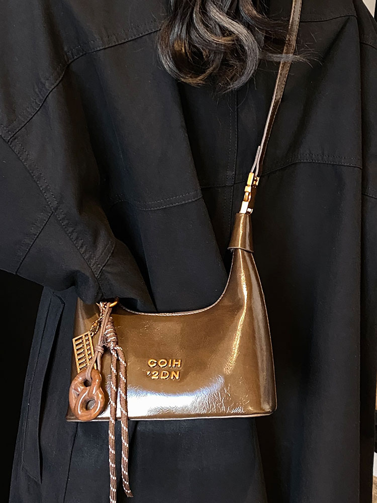 Minimalist Shoulder Bag for Women - 2025 Autumn Winter Korean Style High-End Casual Versatile Crossbody Bag Minimalist Shoulder Bag for Women - 2025 Autumn Winter Korean Style High-End Casual Versatile Crossbody Bag