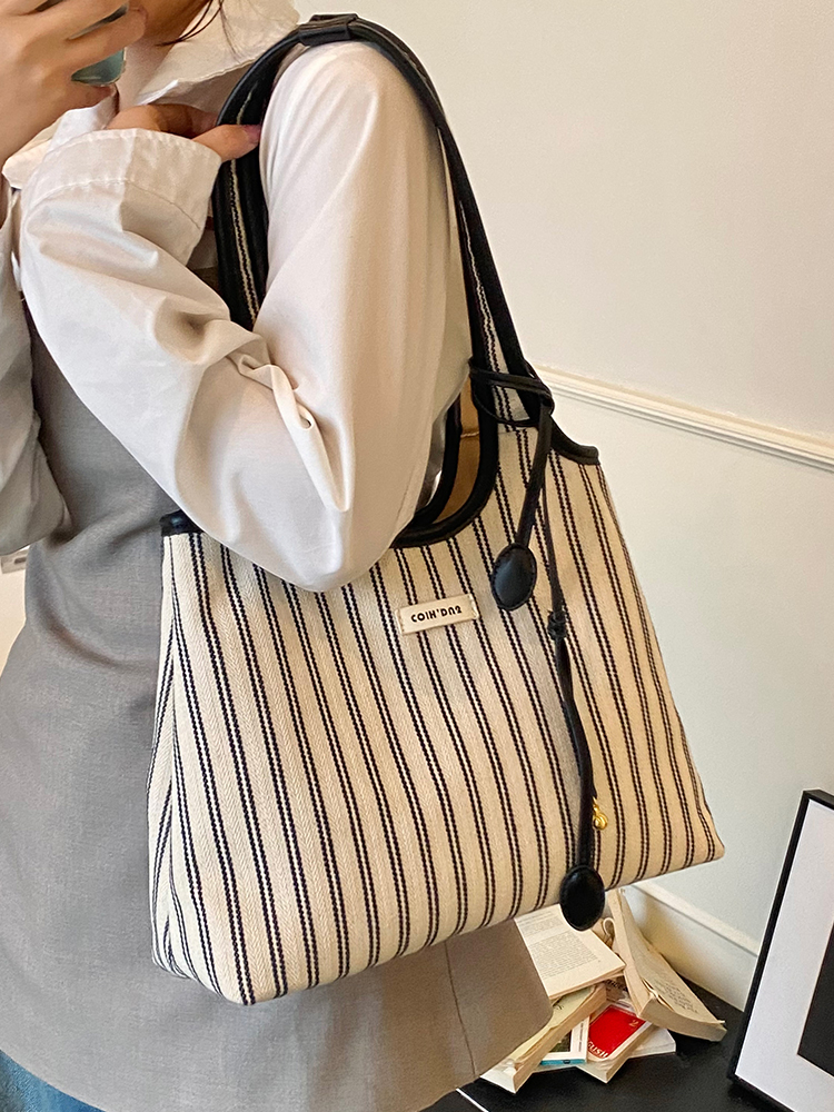 Minimalist Striped One-Shoulder Tote Bag for Women - Large Capacity College Style Summer 2025 Bag Minimalist Striped One-Shoulder Tote Bag for Women - Large Capacity College Style Summer 2025 Bag