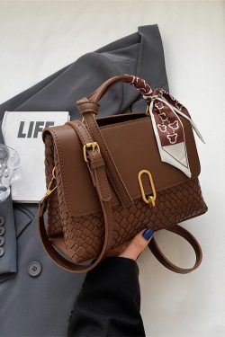 Minimalist Textured Small Square Bag for Women - Trendy Versatile Shoulder Handbag for Autumn and Winter 2025