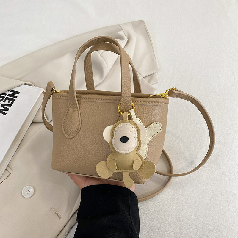 Minimalist Women's Lychee Pattern Bucket Bag - High-Quality Texture Shoulder Bag for Spring/Summer 2025 Fashion Minimalist Women's Lychee Pattern Bucket Bag - High-Quality Texture Shoulder Bag for Spring/Summer 2025 Fashion