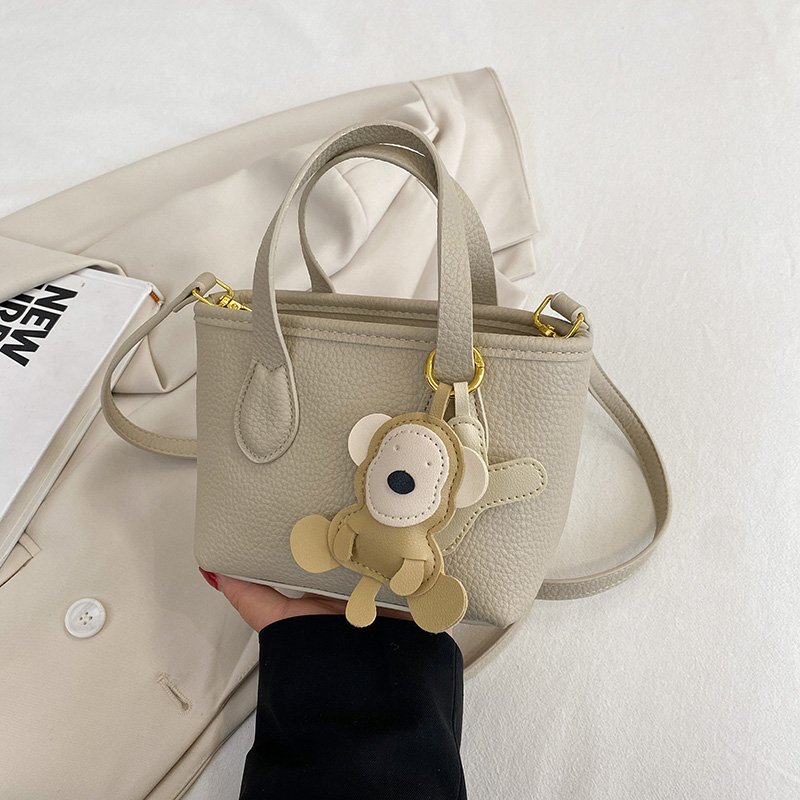 Minimalist Women's Lychee Pattern Bucket Bag - High-Quality Texture Shoulder Bag for Spring/Summer 2025 Fashion Minimalist Women's Lychee Pattern Bucket Bag - High-Quality Texture Shoulder Bag for Spring/Summer 2025 Fashion