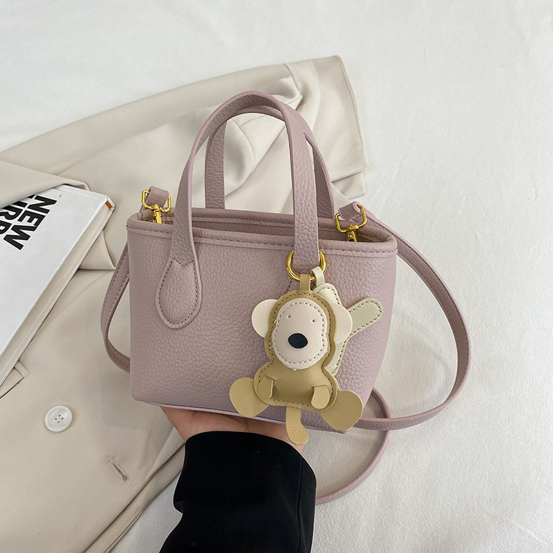 Minimalist Women's Lychee Pattern Bucket Bag - High-Quality Texture Shoulder Bag for Spring/Summer 2025 Fashion Minimalist Women's Lychee Pattern Bucket Bag - High-Quality Texture Shoulder Bag for Spring/Summer 2025 Fashion