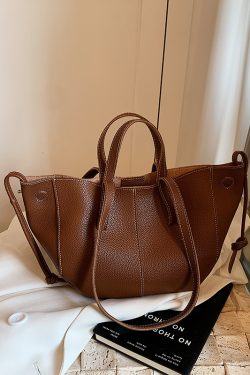 Minimalist Women's Shoulder Bag - Versatile Retro Underarm Handbag for Commuting, High-End Fashion, Autumn 2025