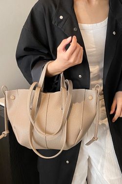 Minimalist Women's Shoulder Bag - Versatile Retro Underarm Handbag for Commuting, High-End Fashion, Autumn 2025