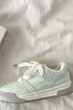 Mint Green Thick-Soled Board Shoes for Women - Versatile Casual Sports Sneakers for Spring 2025, Trendy & Comfortable