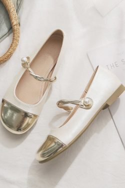 National Style Sheepskin Mary Jane Shoes for Women – Shallow Mouth Fairy Flat Shoes, Perfect for Summer Skirt Outfits