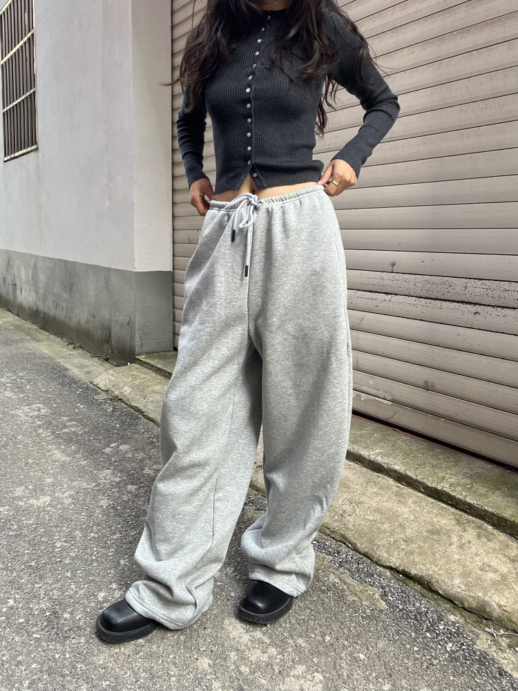 New American Style Unisex Drawstring Sweatpants - Casual Loose Fit Banana Design for Sport and Everyday Wear New American Style Unisex Drawstring Sweatpants - Casual Loose Fit Banana Design for Sport and Everyday Wear