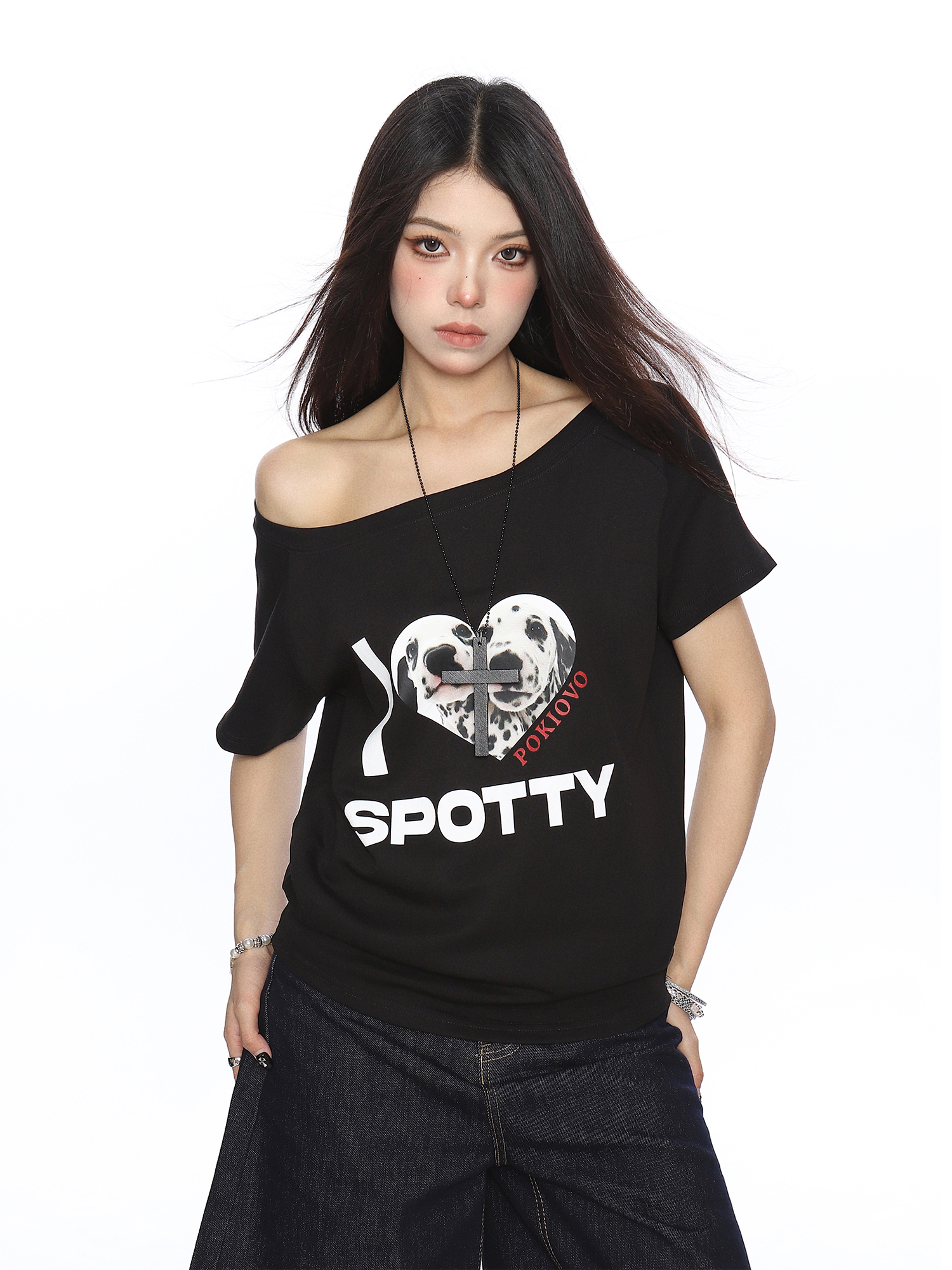 Off-Shoulder American Dalmatian T-Shirt for Women - Summer Slim Fit Short Sleeve Waist-Defining Top - Trendy Casual Style Off-Shoulder American Dalmatian T-Shirt for Women - Summer Slim Fit Short Sleeve Waist-Defining Top - Trendy Casual Style