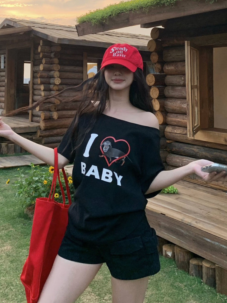 Off-Shoulder Short Sleeve Love Heart T-Shirt for Women - Casual Summer Asymmetrical Top, 90s Inspired, Spicy Sister Style Off-Shoulder Short Sleeve Love Heart T-Shirt for Women - Casual Summer Asymmetrical Top, 90s Inspired, Spicy Sister Style