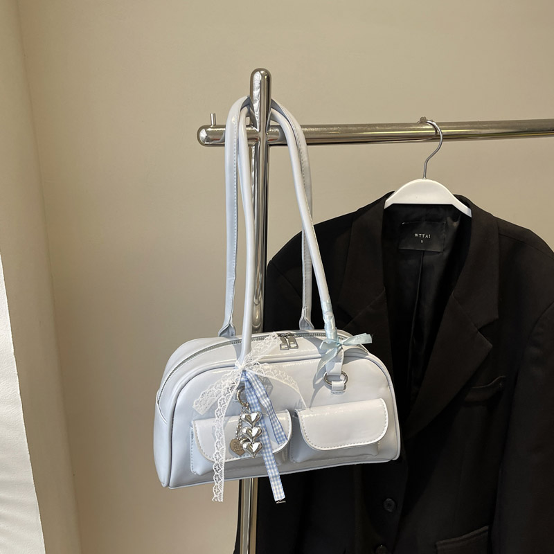 Oil Wax Leather Commuting Pillow Bag for Women - Versatile Large Capacity Shoulder Underarm Bag for Spring 2025 Fashion Oil Wax Leather Commuting Pillow Bag for Women - Versatile Large Capacity Shoulder Underarm Bag for Spring 2025 Fashion