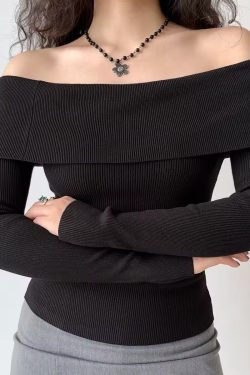 One-Shoulder Ribbed White Knitted Sweater for Women - Winter Slim Fit Hot Girl Short Top, European American Style