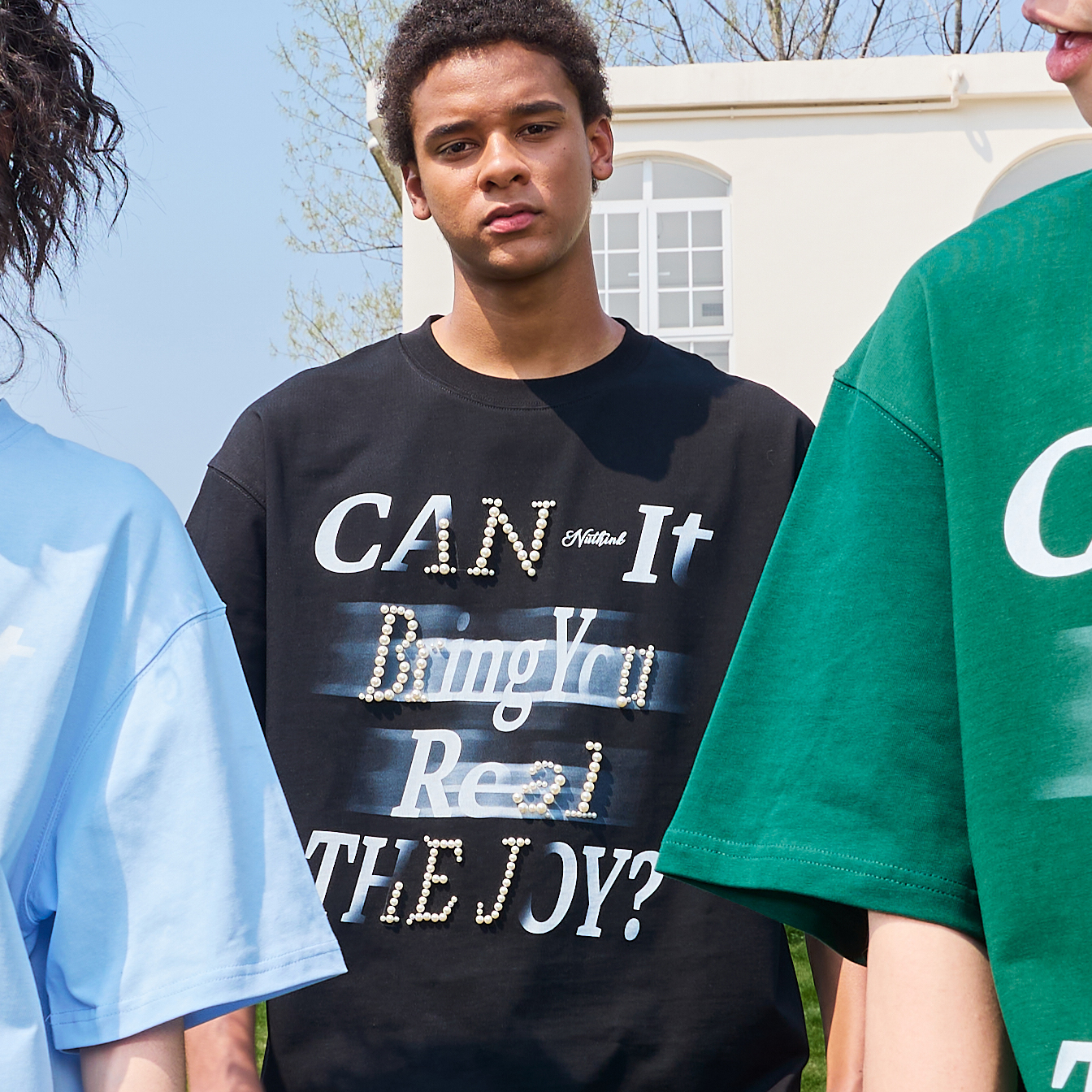 Pearl Letter Unisex Short Sleeve T-Shirt - Vintage American Style, Heavyweight, Trendy 2025 Summer Fashion Pearl Letter Unisex Short Sleeve T-Shirt - Vintage American Style, Heavyweight, Trendy 2025 Summer Fashion