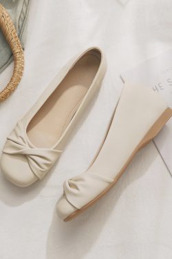 Petite Sheepskin Evening Flats for Women - Height-Increasing, Gentle Style, French Design, Perfect for Summer Skirts