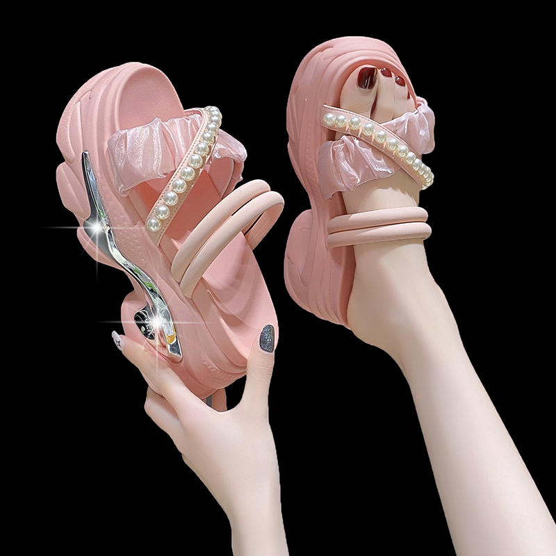 Petite Summer Open-Toe Platform Sandals - Comfortable Thick-Soled Wrinkled Design for Women - Versatile Casual Footwear Petite Summer Open-Toe Platform Sandals - Comfortable Thick-Soled Wrinkled Design for Women - Versatile Casual Footwear