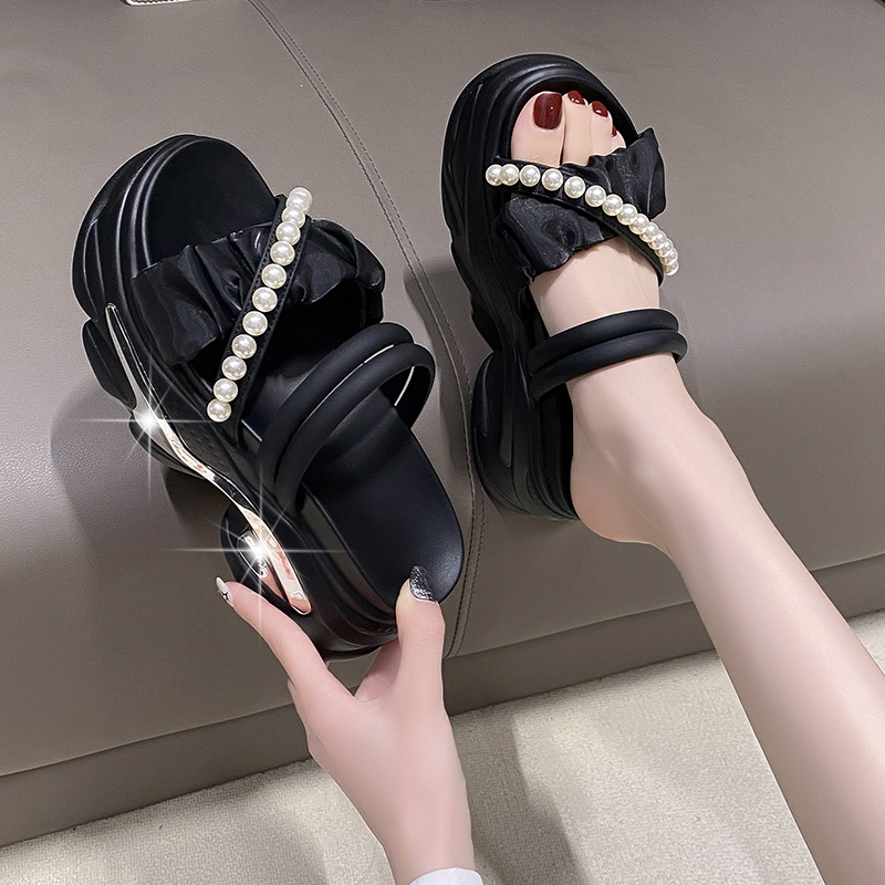 Petite Summer Open-Toe Platform Sandals - Comfortable Thick-Soled Wrinkled Design for Women - Versatile Casual Footwear Petite Summer Open-Toe Platform Sandals - Comfortable Thick-Soled Wrinkled Design for Women - Versatile Casual Footwear