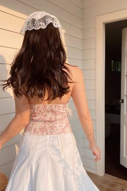 Pink Embroidered Hollow-Out Halter Neck Vest Top - Backless V-Neck Waistcoat for Women - Trendy Y2K Style