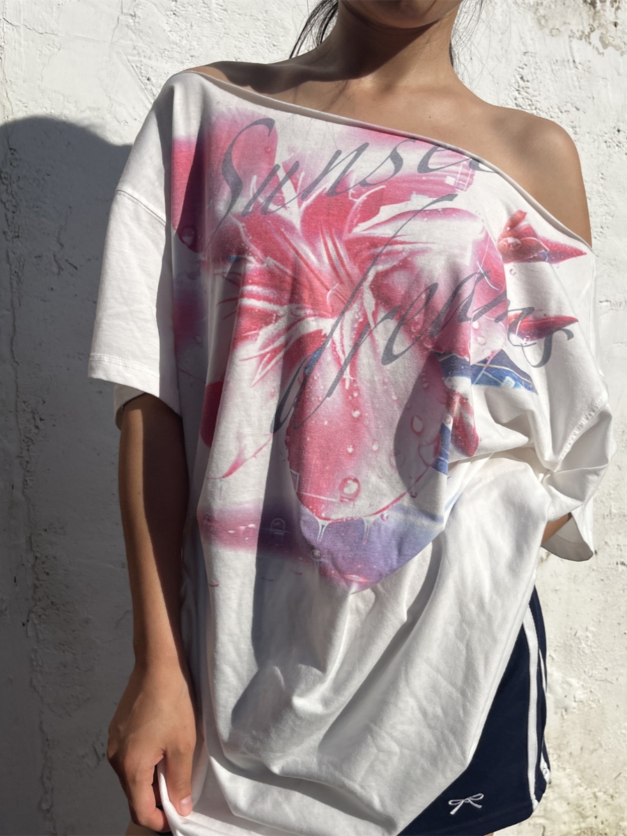 Pink Floral Print Off-Shoulder Short Sleeve Casual Asymmetrical T-Shirt for Women - Vintage Style, Versatile 90s Inspired Fashion Pink Floral Print Off-Shoulder Short Sleeve Casual Asymmetrical T-Shirt for Women - Vintage Style, Versatile 90s Inspired Fashion