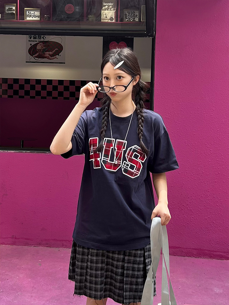 Plaid Patch Embroidery Loose Fit T-Shirt for Couples - Spring Summer National Trend Short Sleeve Top Plaid Patch Embroidery Loose Fit T-Shirt for Couples - Spring Summer National Trend Short Sleeve Top