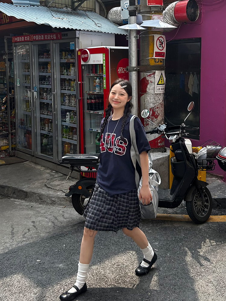 Plaid Patch Embroidery Loose Fit T-Shirt for Couples - Spring Summer National Trend Short Sleeve Top Plaid Patch Embroidery Loose Fit T-Shirt for Couples - Spring Summer National Trend Short Sleeve Top