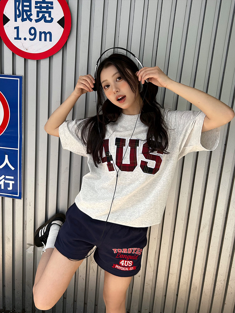 Plaid Patch Embroidery Loose Fit T-Shirt for Couples - Spring Summer National Trend Short Sleeve Top Plaid Patch Embroidery Loose Fit T-Shirt for Couples - Spring Summer National Trend Short Sleeve Top