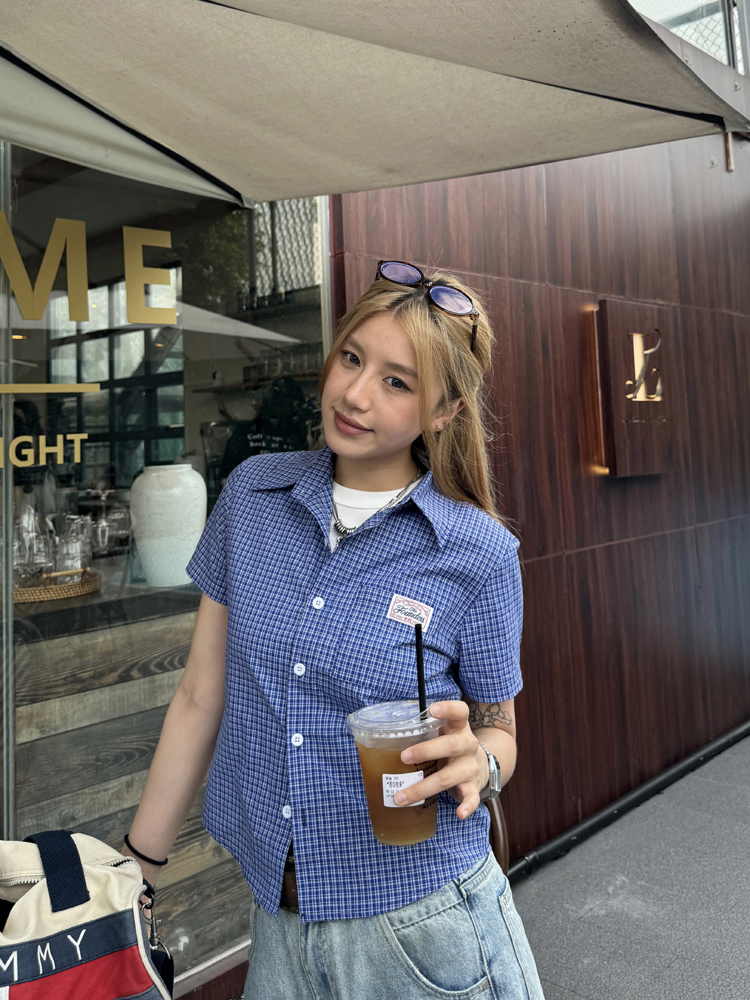 Plaid Short Sleeve Polo Shirt for Women - American High Street Style, Slim Fit, Summer Trendy Top Plaid Short Sleeve Polo Shirt for Women - American High Street Style, Slim Fit, Summer Trendy Top