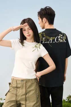 Plant-Themed Floral Embroidery Slim-Fit Round Neck Short Sleeve T-Shirt for Women - Trendy Korean Style Kids Fashion