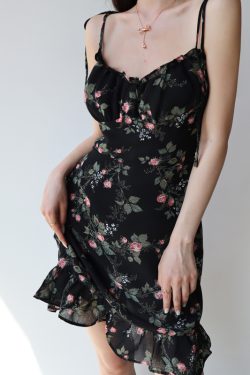 Playful Floral V-Neck Slip Dress - French Style High-Waisted Elastic Tie Long Leg Drape for Effortless Y2K Chic
