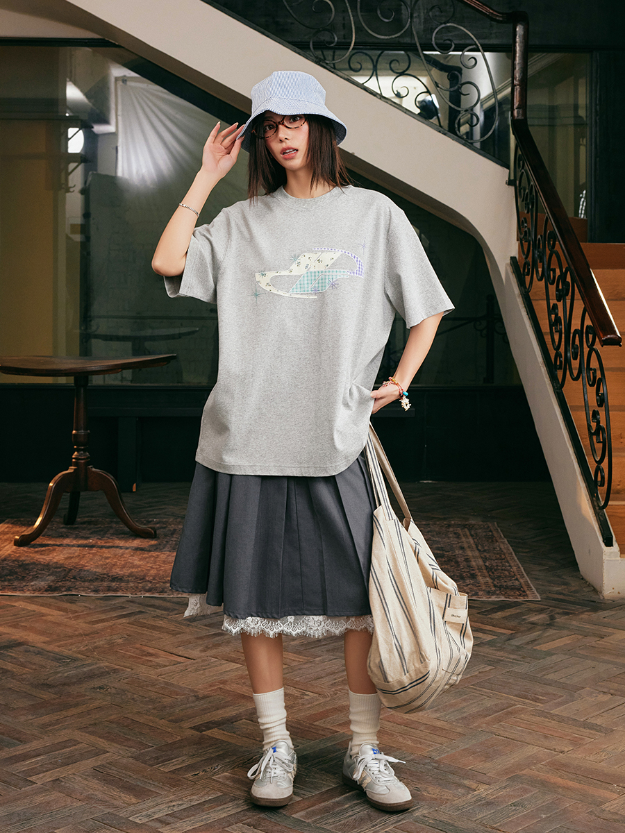 Playful Patchwork Floral Embroidered Loose Short-Sleeve T-Shirt - Energetic National Trend Couple Style, Perfect for Y2K Fashion Playful Patchwork Floral Embroidered Loose Short-Sleeve T-Shirt - Energetic National Trend Couple Style, Perfect for Y2K Fashion