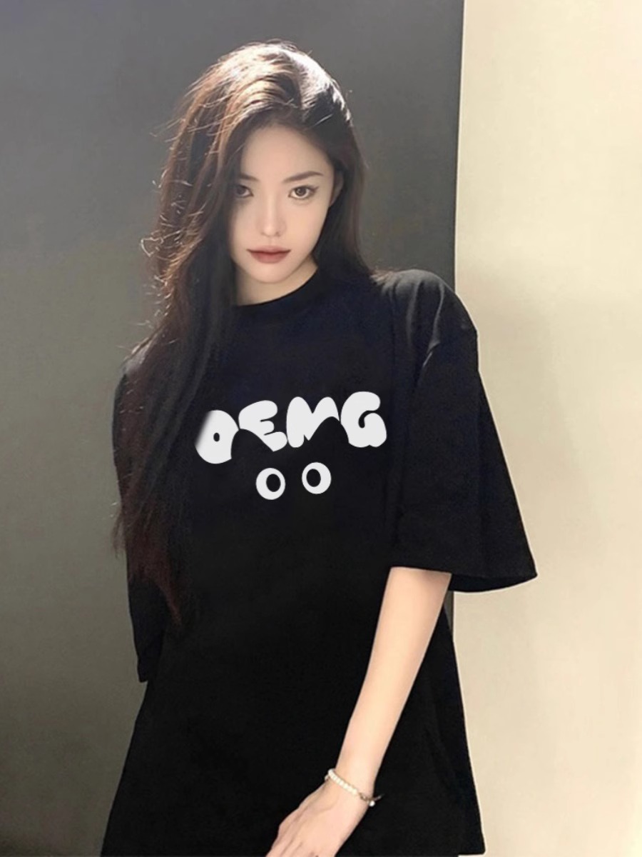 Plus Size American Retro Black Cotton Short Sleeve T-Shirt for Women - Trendy Loose Fit Half Sleeve Top Plus Size American Retro Black Cotton Short Sleeve T-Shirt for Women - Trendy Loose Fit Half Sleeve Top