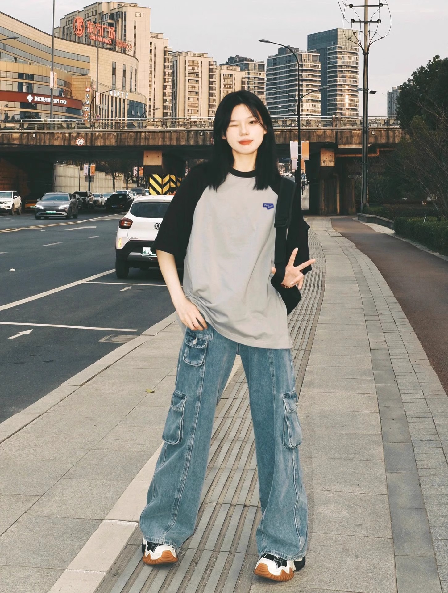 Plus-Size American Retro Color-Block Cotton Short Sleeve T-Shirt for Women, Oversized Raglan Casual Couple Outfit Plus-Size American Retro Color-Block Cotton Short Sleeve T-Shirt for Women, Oversized Raglan Casual Couple Outfit