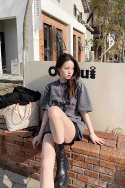 Plus-Size American Retro Cotton Short-Sleeve T-Shirt for Women - Oversized Loose Fit Summer Top, Casual Y2K Style