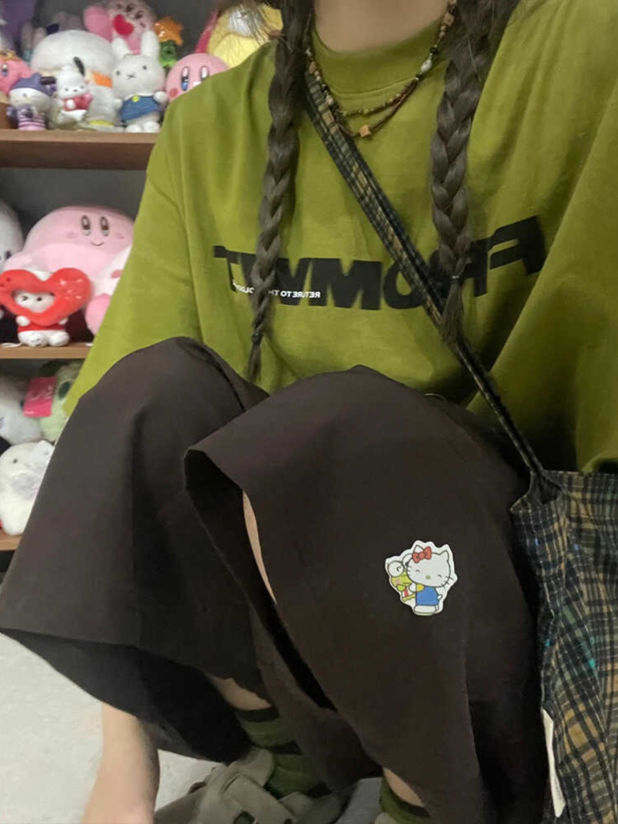 Plus-Size American Retro Cotton Short-Sleeve T-Shirt for Women, Loose-Fitting, Flattering for Petite Figures, Versatile Mid-Length Top Plus-Size American Retro Cotton Short-Sleeve T-Shirt for Women, Loose-Fitting, Flattering for Petite Figures, Versatile Mid-Length Top