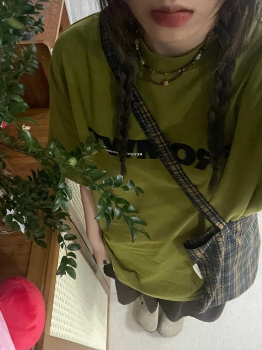 Plus-Size American Retro Cotton Short-Sleeve T-Shirt for Women, Loose-Fitting, Flattering for Petite Figures, Versatile Mid-Length Top Plus-Size American Retro Cotton Short-Sleeve T-Shirt for Women, Loose-Fitting, Flattering for Petite Figures, Versatile Mid-Length Top