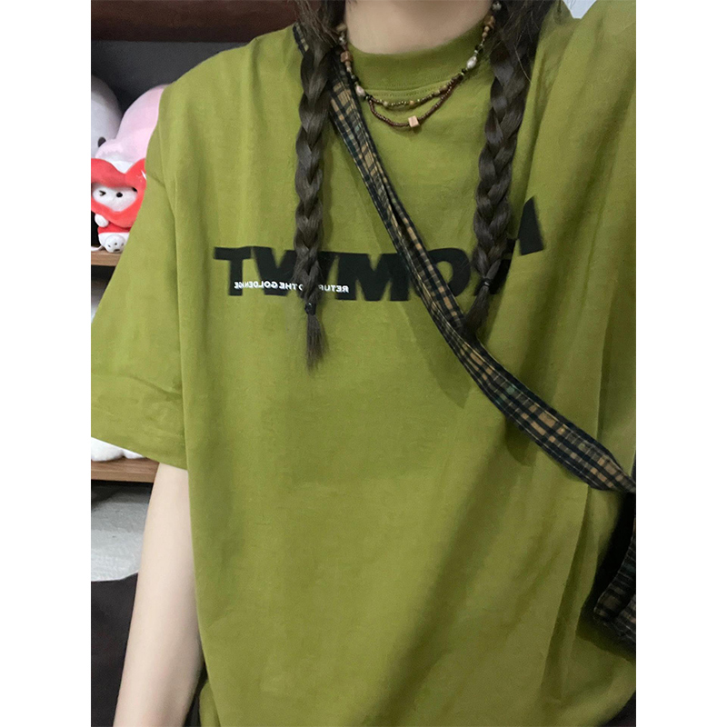 Plus-Size American Retro Cotton Short-Sleeve T-Shirt for Women, Loose-Fitting, Flattering for Petite Figures, Versatile Mid-Length Top Plus-Size American Retro Cotton Short-Sleeve T-Shirt for Women, Loose-Fitting, Flattering for Petite Figures, Versatile Mid-Length Top