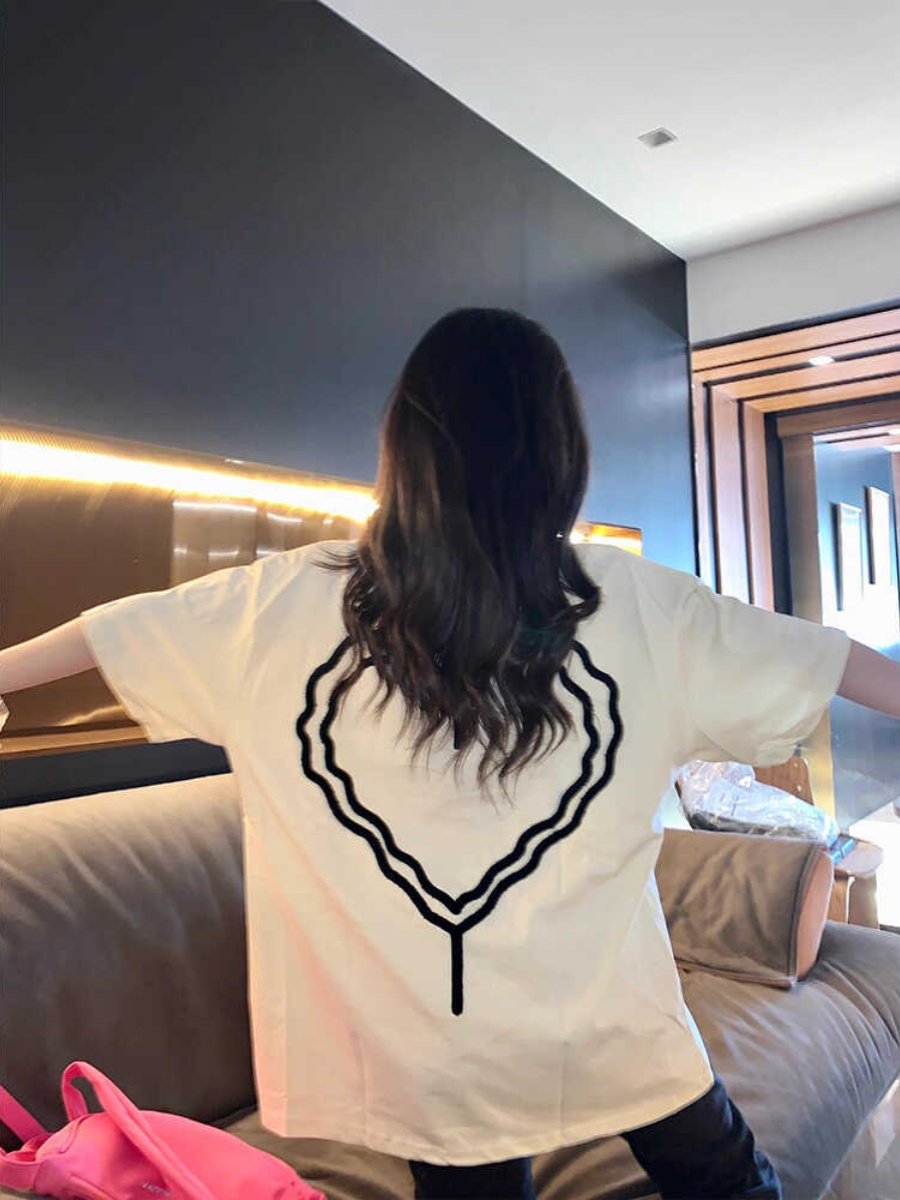 Plus Size American Retro Heart Print Short-Sleeve T-Shirt for Women - Summer Loose Fit Cotton Top Plus Size American Retro Heart Print Short-Sleeve T-Shirt for Women - Summer Loose Fit Cotton Top