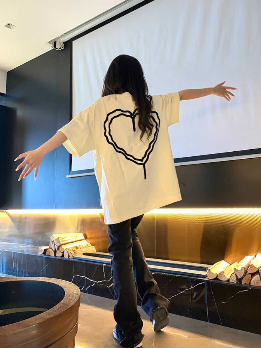 Plus Size American Retro Heart Print Short-Sleeve T-Shirt for Women - Summer Loose Fit Cotton Top Plus Size American Retro Heart Print Short-Sleeve T-Shirt for Women - Summer Loose Fit Cotton Top