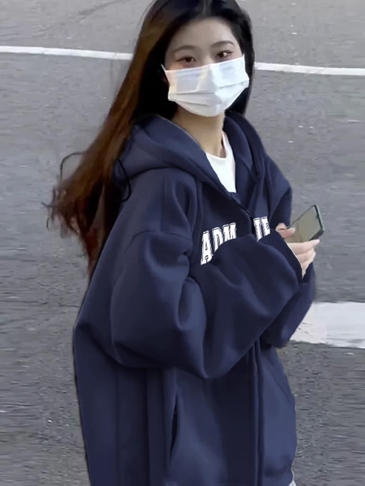 Plus-Size American Retro Hooded Zip-Up Jacket for Women - Stylish Spring Autumn Cardigan Sweatshirt for Couples, 2025 Fashion Trend Plus-Size American Retro Hooded Zip-Up Jacket for Women - Stylish Spring Autumn Cardigan Sweatshirt for Couples, 2025 Fashion Trend