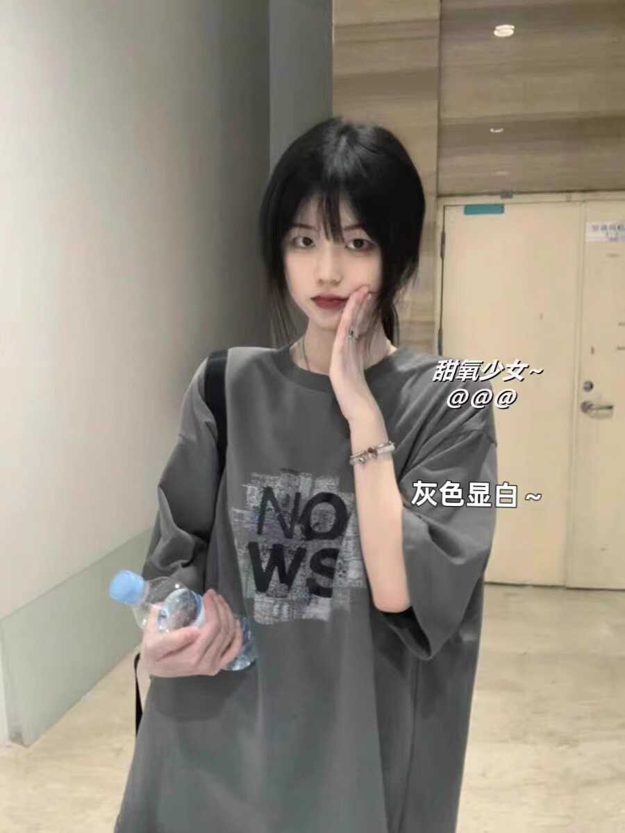 Plus-Size American Retro Loose Oversized Short Sleeve T-Shirt for Women – Pure Cotton Vintage-Inspired Top Plus-Size American Retro Loose Oversized Short Sleeve T-Shirt for Women – Pure Cotton Vintage-Inspired Top