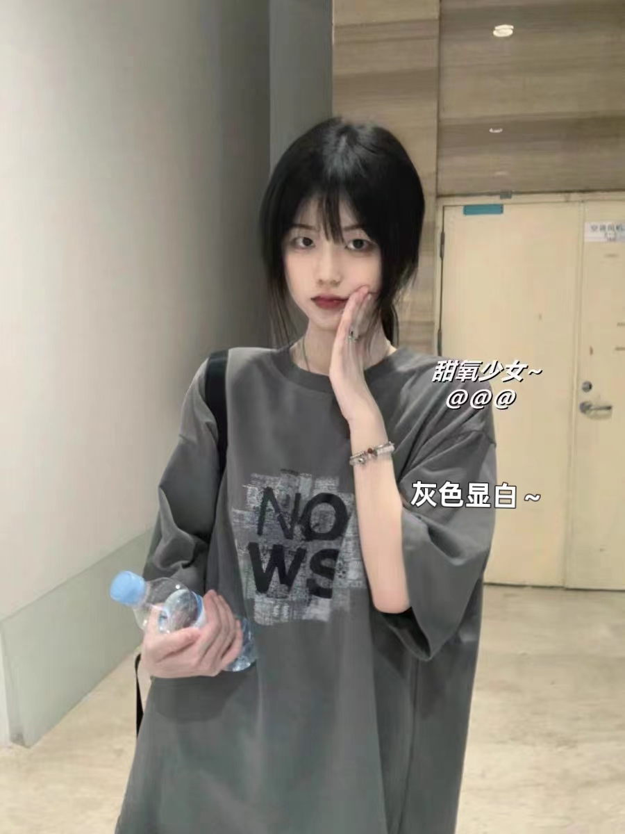 Plus-Size American Retro Loose Oversized Short Sleeve T-Shirt for Women – Pure Cotton Vintage-Inspired Top Plus-Size American Retro Loose Oversized Short Sleeve T-Shirt for Women – Pure Cotton Vintage-Inspired Top