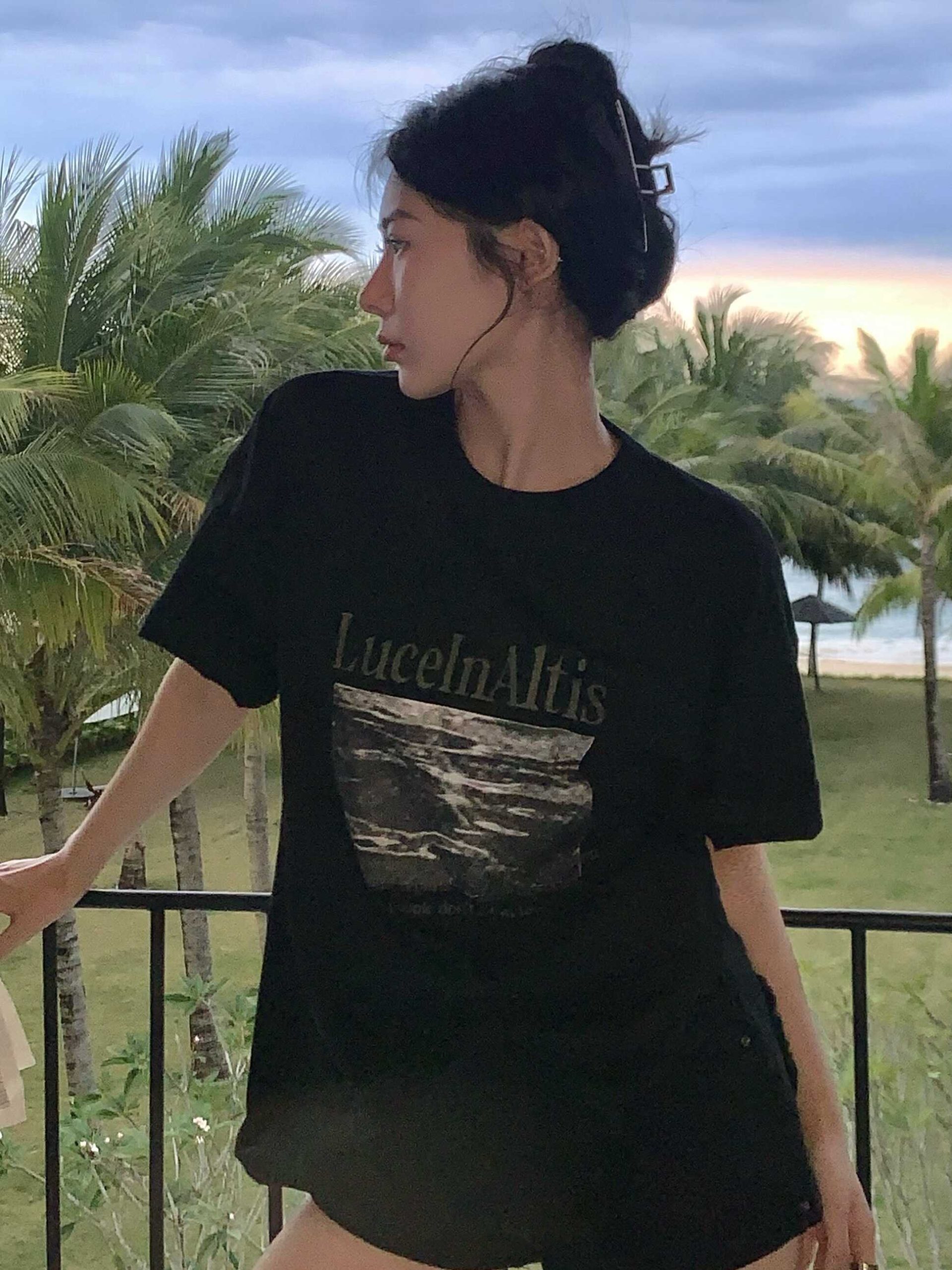 Plus-Size American Retro Oversized Cotton Short-Sleeve T-Shirt for Women - Summer 2025 Trendy Loose Fit Top Plus-Size American Retro Oversized Cotton Short-Sleeve T-Shirt for Women - Summer 2025 Trendy Loose Fit Top