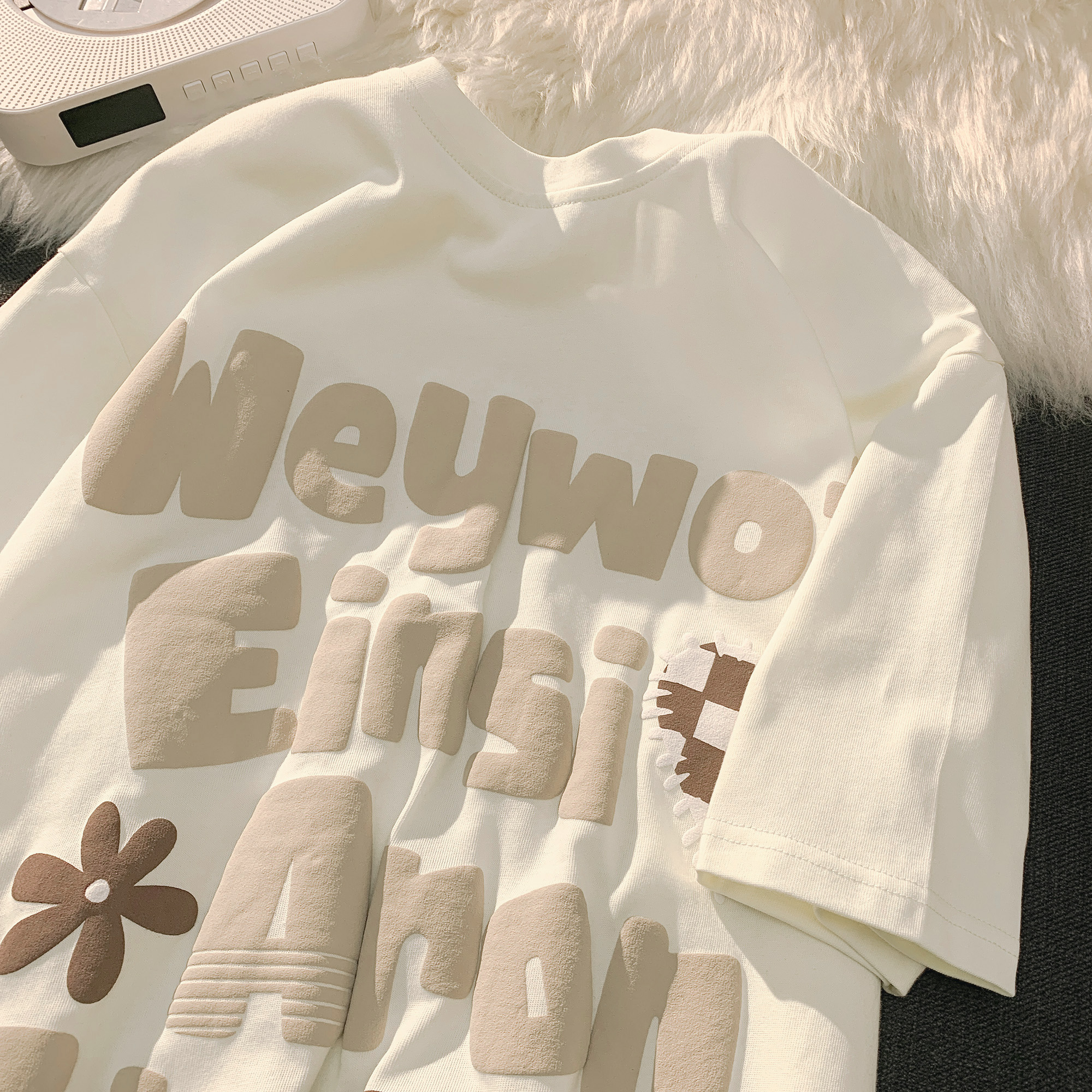 Plus-Size American Retro Oversized Letter Short Sleeve T-Shirt for Men and Women - Vintage Pure Cotton Couple Outfit Plus-Size American Retro Oversized Letter Short Sleeve T-Shirt for Men and Women - Vintage Pure Cotton Couple Outfit