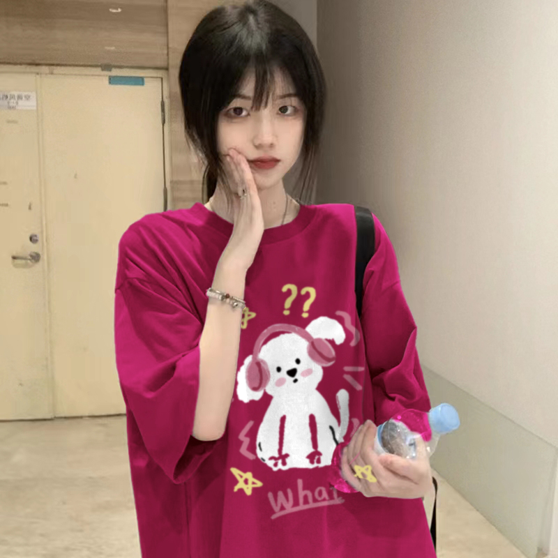 Plus Size American Retro Rose Red Short Sleeve T-Shirt for Women, Trendy Loose Fit, Niche Couple Outfit, Y2K Style. Plus Size American Retro Rose Red Short Sleeve T-Shirt for Women, Trendy Loose Fit, Niche Couple Outfit, Y2K Style.