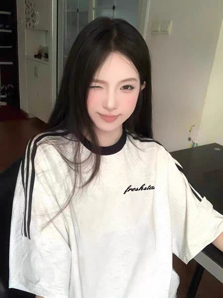 Plus Size American Retro Three-Stripe Cotton Short Sleeve T-Shirt for Women - Chic Loose Fit Hong Kong Style Top Plus Size American Retro Three-Stripe Cotton Short Sleeve T-Shirt for Women - Chic Loose Fit Hong Kong Style Top