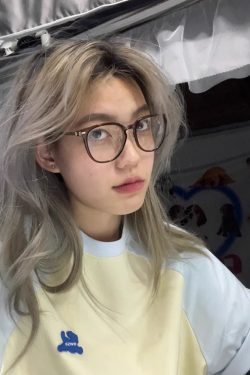 Plus Size American Vintage Cotton Raglan Short Sleeve T-Shirt for Women, Oversized Hong Kong Style Chic Top