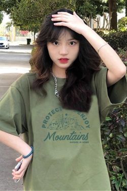Plus Size Avocado Green Cotton Short Sleeve T-Shirt, Unisex Korean Style Loose Fit Top for Students and Plus-Size Fashion.