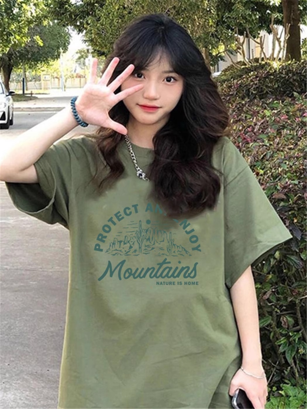 Plus Size Avocado Green Cotton Short Sleeve T-Shirt, Unisex Korean Style Loose Fit Top for Students and Plus-Size Fashion. Plus Size Avocado Green Cotton Short Sleeve T-Shirt, Unisex Korean Style Loose Fit Top for Students and Plus-Size Fashion.
